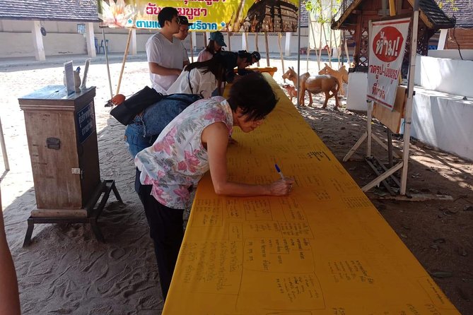 1 day Private Tour to Unseen Temple in Lampang - Price and value: is $138 per person worth it?