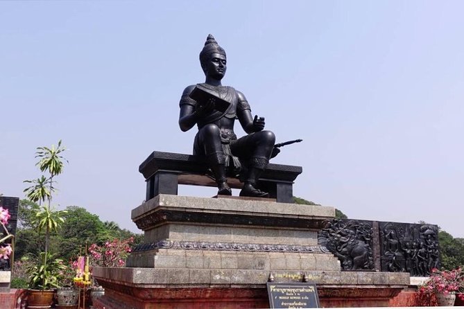 1 Day Sukhothai Historical Park from Chiang Mai Private Tour - Why the guide is the real value (and how guests talked about it)
