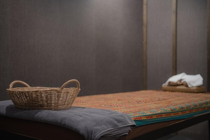 1 Hour Deep Tissue Thai Massage with Balm - Free Transportation - A 1-Hour Deep Tissue Thai Massage That Fits Real Chiang Mai Days