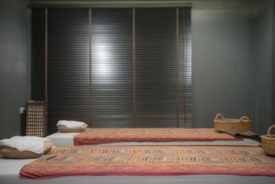 1 Hour Pure Oil Relaxing - Free Transportation - The massage room experience: oil choice and tailor-to-your-pressure comfort