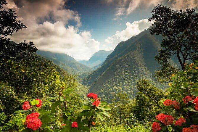 10 Day Motorcycle Tour (Amazing Thailand) from Chiang Mai - Entering The Chiang Mai Start Line With Confidence