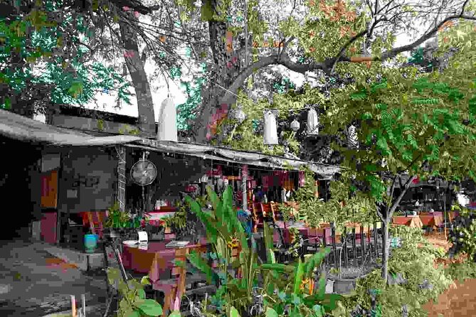 Authentic Chiang Mai 4-Hour Bicycle Tour with Northern Food - Value for $70: What You’re Really Paying For