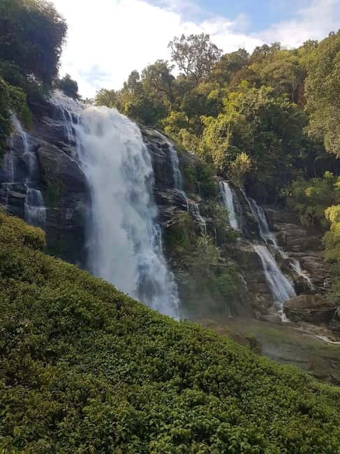 Chang Mai: Doi Inthanon Day Tour w/Waterfalls & Hilltribes - White Karen Coffee Plantation: A Tasting That Actually Feels Like Learning