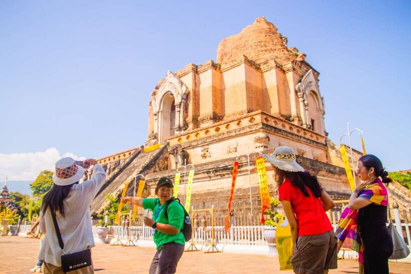 Chiang Mai: 3 Hour Old City and Temples Guided Walking Tour - Price and Value: What $16 Buys in Chiang Mai