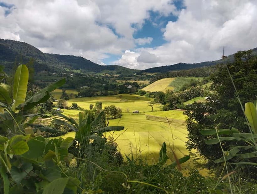 Chiang Mai Authentic Trekking - A Karen village trek with a real mountain day
