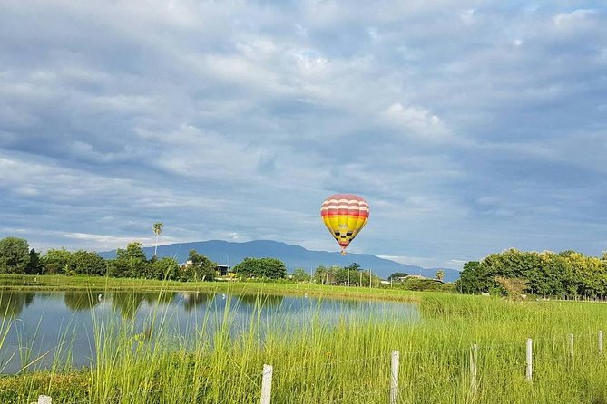 Chiang Mai Balloon Adventure: Classic Basket Balloon Ride - The Hot Air Balloon Flight: what 50 minutes of stillness feels like