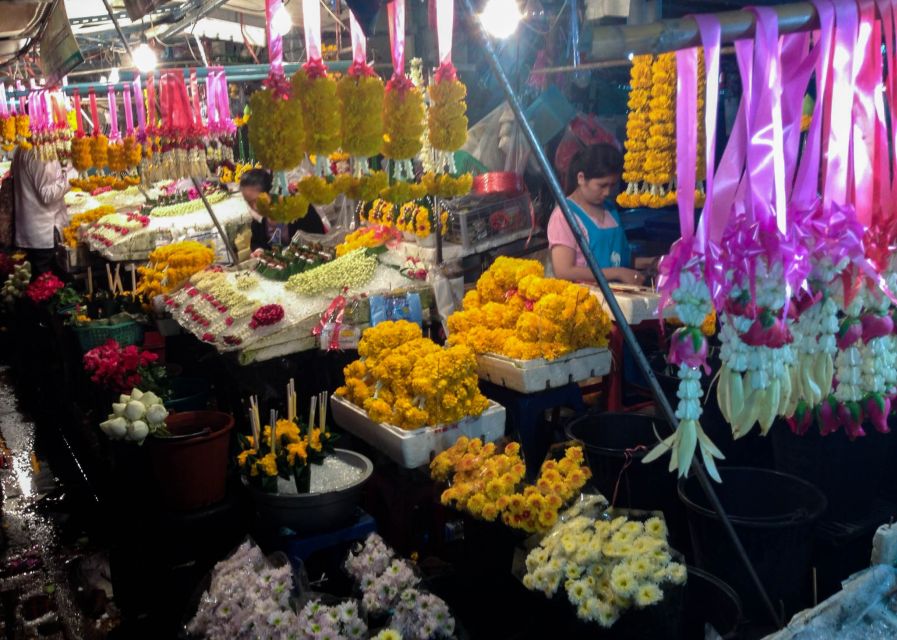 Chiang Mai: Chiang Mai Bar Hopping Guided Night Tour - Who should book this tour, and who should skip it