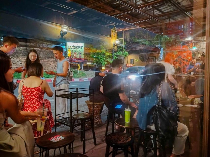 Chiang Mai: Chiang Mai Bar Hopping Guided Night Tour - Price and value: what $35 gets you at night in Chiang Mai