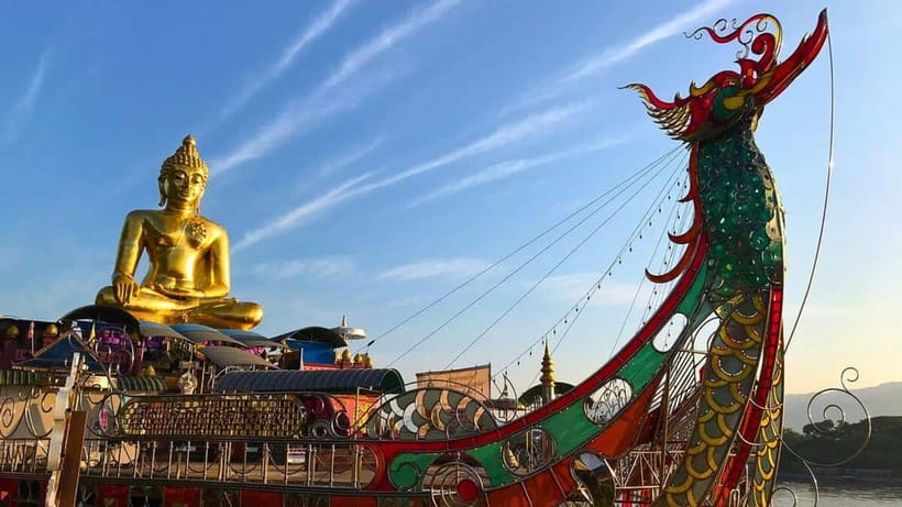 Chiang Mai: Chiang Rai Temples, Golden Triangle & Boat Tour - Karen Hill Tribe: cultural visit with the brass-ring tradition