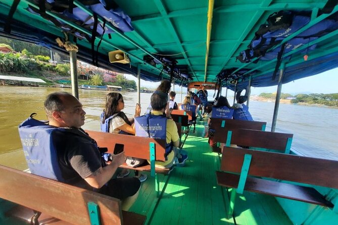 Chiang Mai - Chiang Rai Temples, Long Neck Karen, Golden Triangle - Long-neck Karen village: meaningful, but know what the stop feels like