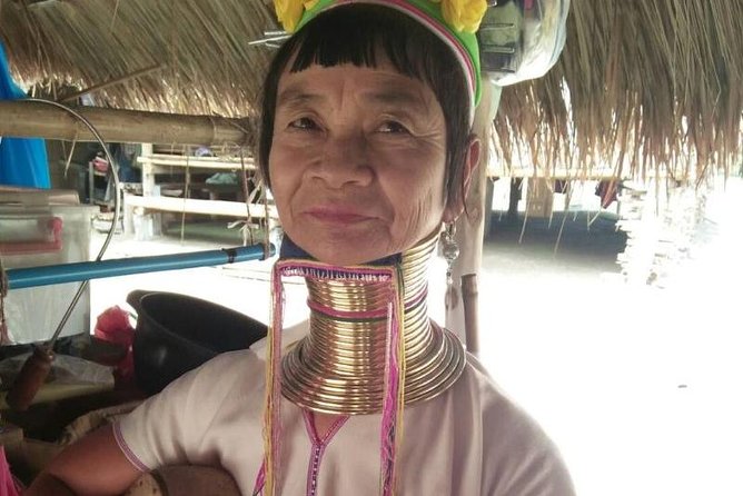 Chiang Mai-Chiang Rai:White-Black-Blue Temple-Golden Triangle-Keren-Boat Trip - Price and value: what you’re paying for (and what you’re not)