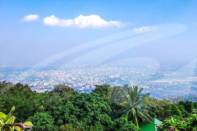 Chiang Mai City and Temples Half-Day Tour - Wat Phra That Chedi Luang: Chiang Mai’s Big Old Structure and the City Pillar