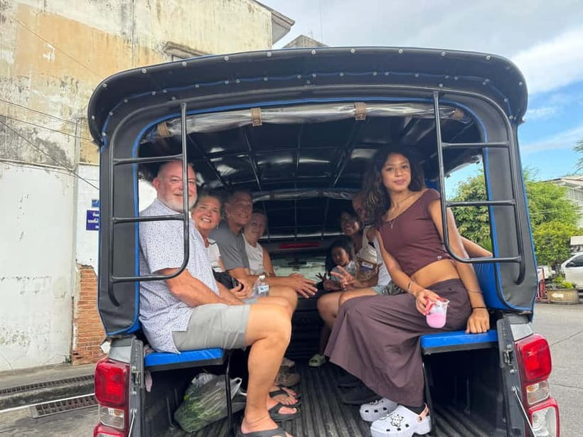 Chiang Mai: Cooking Class with Market and Pickup - Who should book this cooking class in Chiang Mai