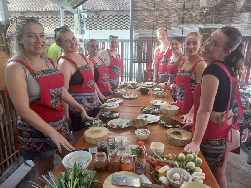 Chiang Mai: Cooking Class with Market and Pickup - Practical tips so your class goes smoothly