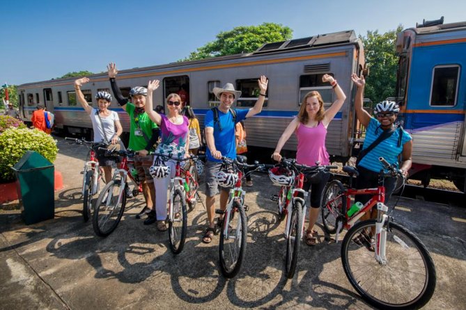 Chiang Mai Countryside Guided Bike Tour - Cycling out past fruit orchards: the countryside shift