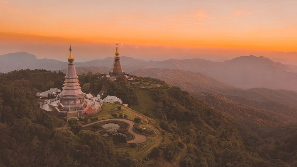 Chiang Mai: Doi Inthanon Park and Pha Dok Siew Trail Trek - Wachirathan Waterfall: big payoff, short sightseeing time
