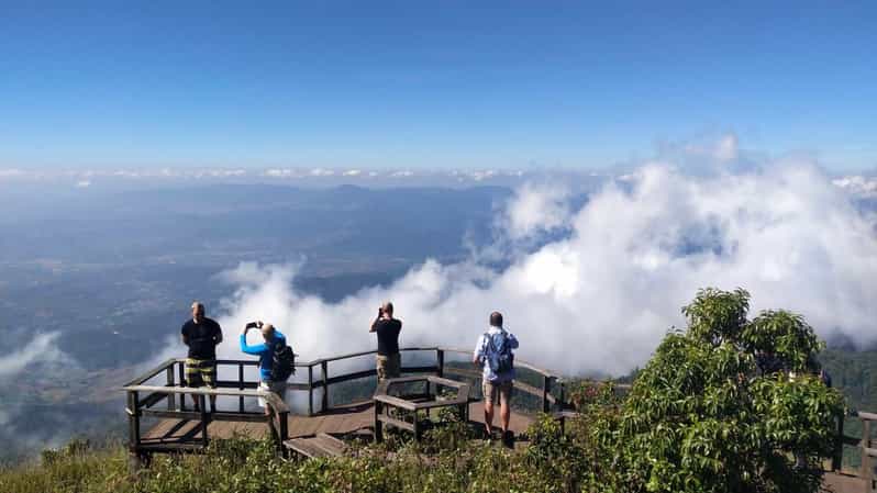 Chiang Mai: Doi Inthanon Park with Kew Mae Pan Hike Day Trip - Entering Doi Inthanon National Park: summit time at 2,565 meters