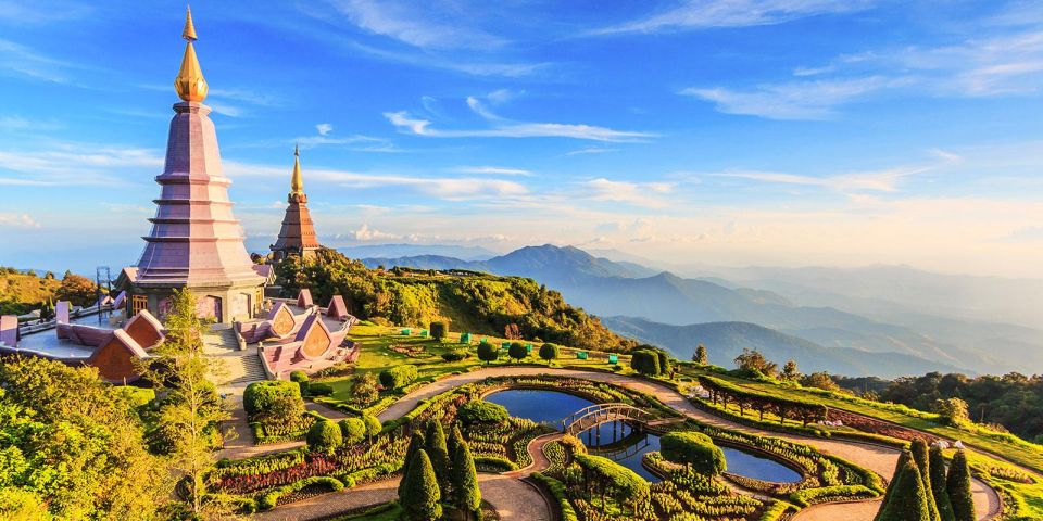 Chiang Mai: Doi Inthanon, Waterfalls, & Tribal Villages Tour - Hotel pickup and the “joint tour” rhythm
