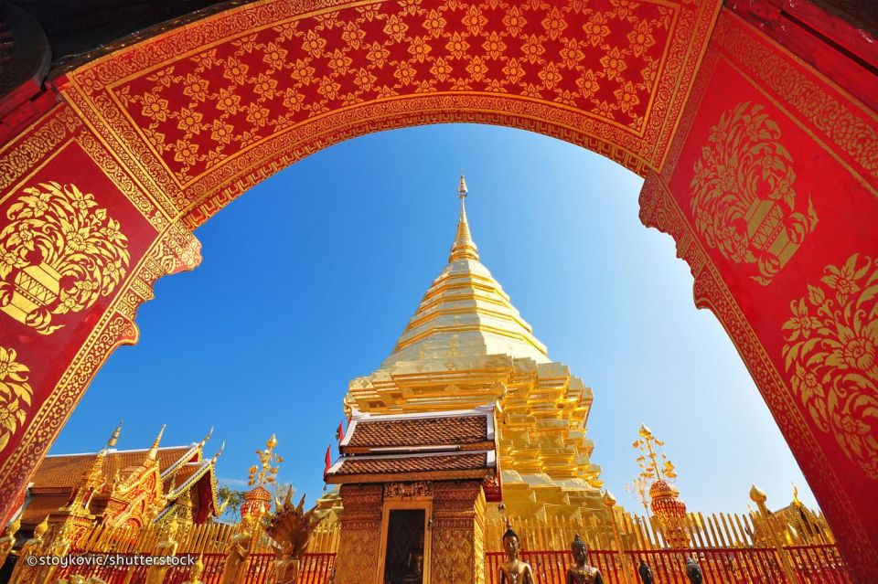 Chiang Mai: Doi Suthep and Hmong Village Half-Day Tour - Choosing the 306 Steps or the Tram: Comfort vs. Character