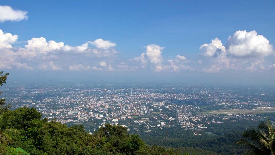 Chiang Mai: Doi Suthep and Hmong Village Half-Day Tour - The Drive Up: Where “Scenic Views on the Way” Actually Matters