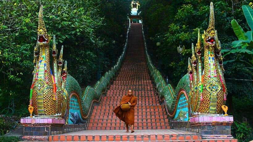 Chiang Mai: Doi Suthep and Wat Pha Lat Temple Evening Tour - Key Things I’d Watch For