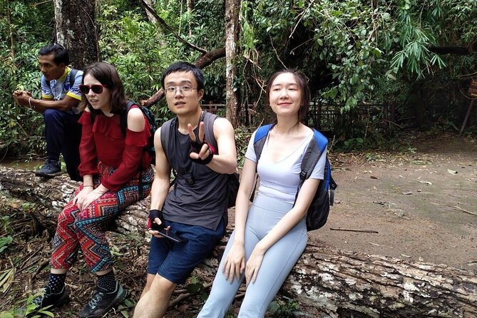 Chiang Mai: Doi Suthep Summit Trek – 7 Hour Pure Hiking Adventure - Hill tribe village lunch: Thai food, a human moment, and why it matters