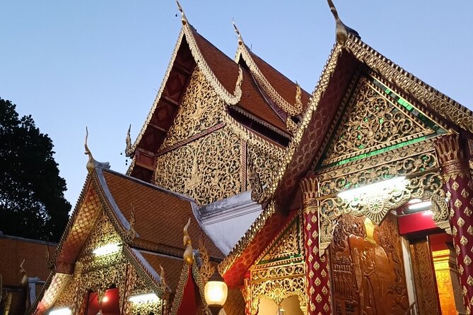 Chiang Mai - Doi Suthep Temple & Wat Pha Lat Hike - Transport and Group Flow: Red Car, Songthaew, and Real Mountain Travel