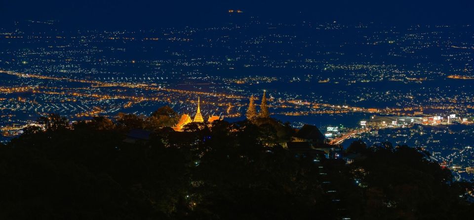 Chiang Mai: Doi Suthep & Wat Umong Twilight Tour with Pickup - Wat Umong after dusk: tunnels, Lanna art, and that forest hush