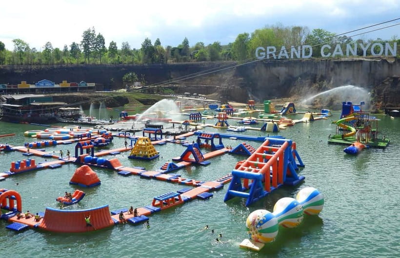 Chiang Mai: Grand Canyon Water Park Ticket & Optional Pickup - Hotel pickup in Chiang Mai city vs meet points at Tha Phae Gate