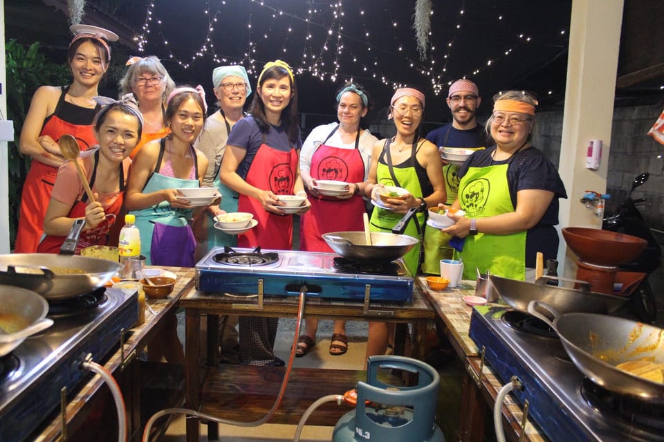 Chiang Mai: Half Day Evening Cooking Class with Market Tour - Inside the Open-Air Kitchen: Great for Atmosphere, Hot for Comfort