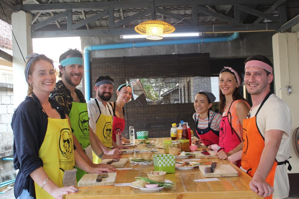 Chiang Mai: Half Day Evening Cooking Class with Market Tour - Curry Paste Class: The Skill That Actually Changes Home Cooking