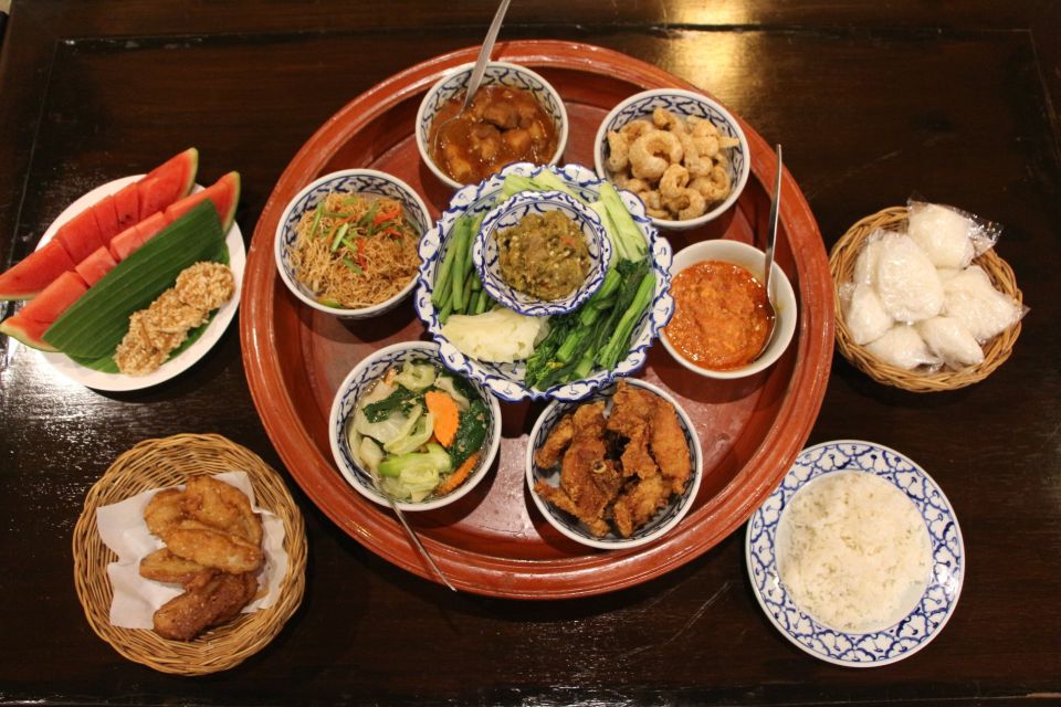 Chiang Mai: Khan Toke Traditional Meal & Dancing Performance - Chiang Mai Khan Toke at Khum Khantoke: the deal and the timing