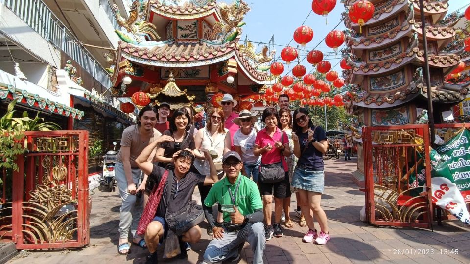 Chiang Mai: Local Food and Markets Guided Walking Tour - Meeting at Khua Khaek: where the walk really begins