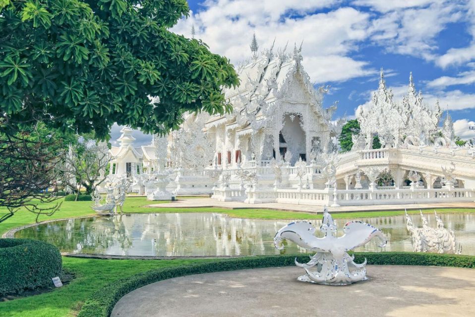Chiang Mai: Long Neck Village & Chiang Rai’s Iconic Temples - The 12-hour loop: how the day feels from start to finish