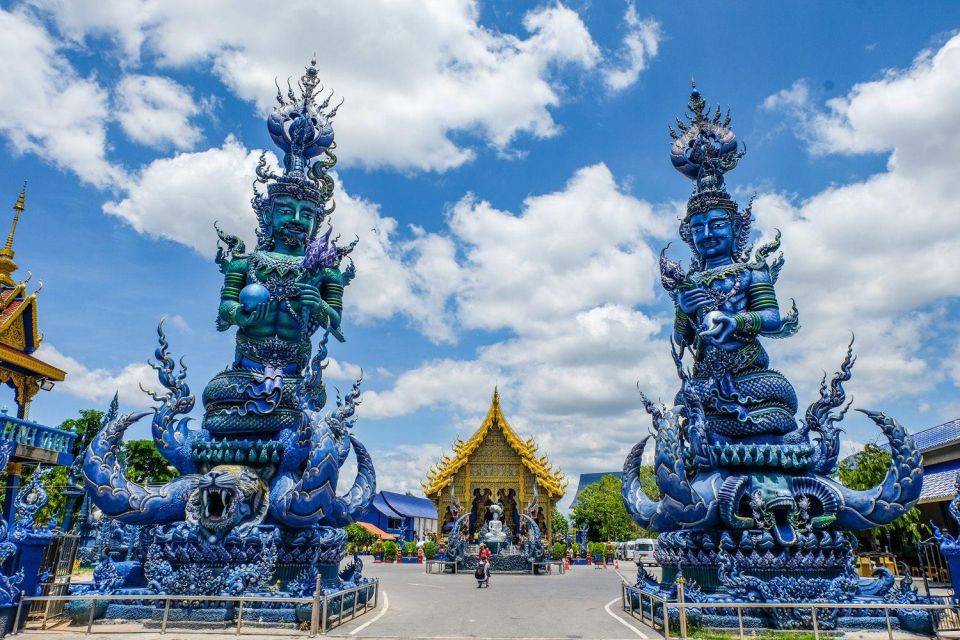 Chiang Mai: Long Neck Village & Chiang Rai’s Iconic Temples - Long Neck Village (Karen): culture and craft, plus the limits of a short visit