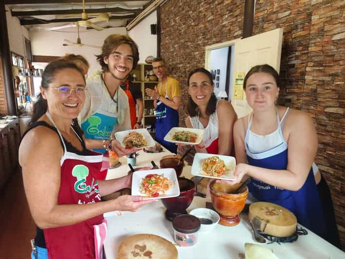 Chiang Mai: Morning Cooking Class with Market Visit - Morning Market to Cooking Studio: Why This Class Works