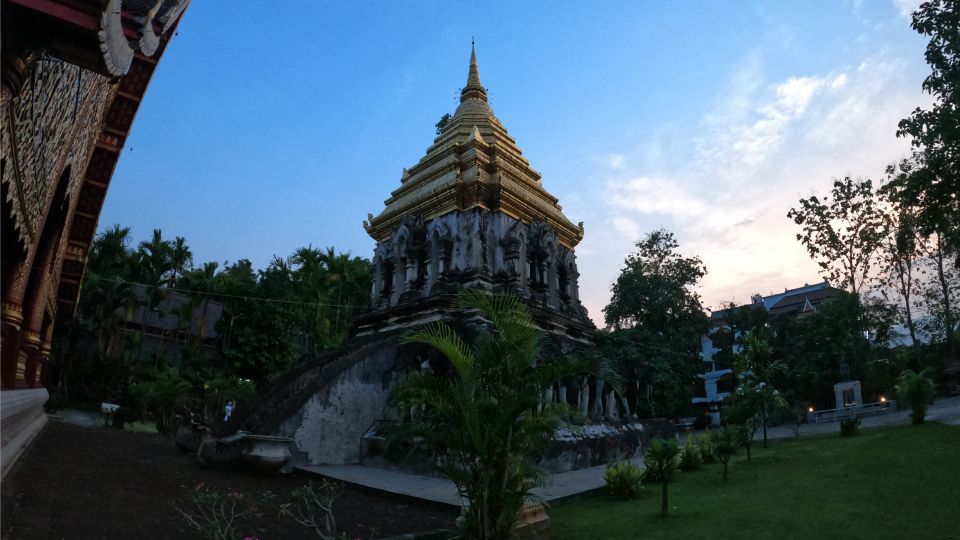 Chiang Mai: Nighttime City Highlights by EV Tram - The Moat-Zone Route: Temples, Gates, and a City in Layers