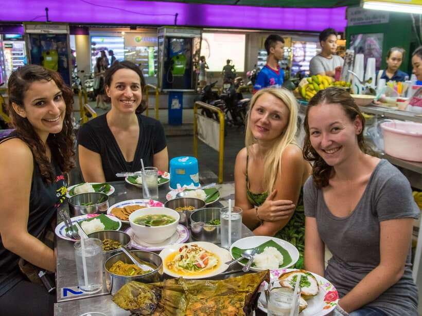 Chiang Mai: Private Historic Old City Bike Tour - Night - The Market Stop: Snacks That Feel Like a Real Plan