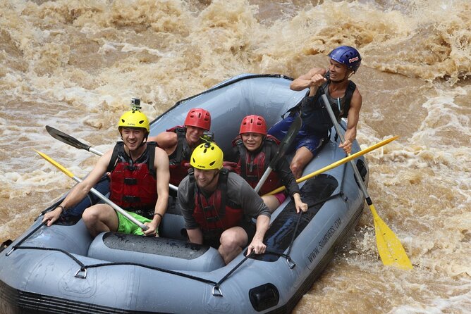 Chiang Mai Rafting in Mae Taeng River with Thai Buffet - Thai buffet lunch on the riverbank: what’s included and what it’s like