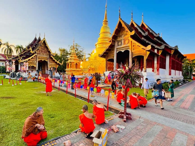 Chiang Mai: Temple And City Walking Tour Part I - Why this 08.20 am temple loop works in Chiang Mai