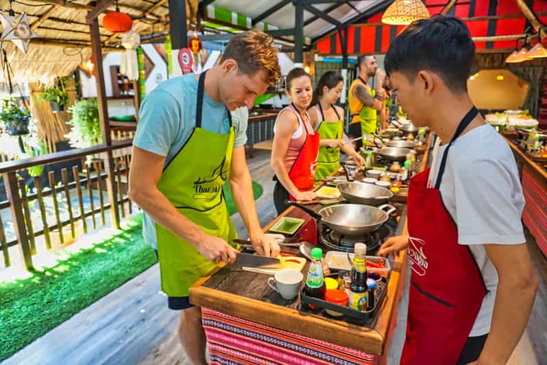 Chiang Mai: Traditional Thai-Akha Cooking Class& Market Tour - Thai Akha Kitchen: where northern ingredients become real cooking skill