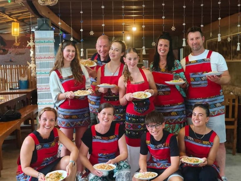 Chiang Mai: Traditional Thai Cooking Class with Market Tour - Should You Book This Chiang Mai Market-to-Meal Cooking Class?