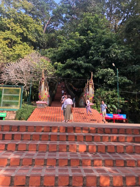 Chiang Mai: Wat Pha Lat & Wat Phra That Doi Suthep Tour - Sunset Views and Pagoda Lighting: When the City Turns Soft