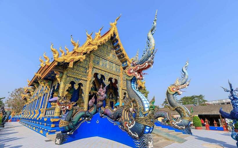 Chiang Mai: White, Blue & Big Buddha Temples in Chiang Rai - Chiang Rai in a day: the road trip reality from Chiang Mai