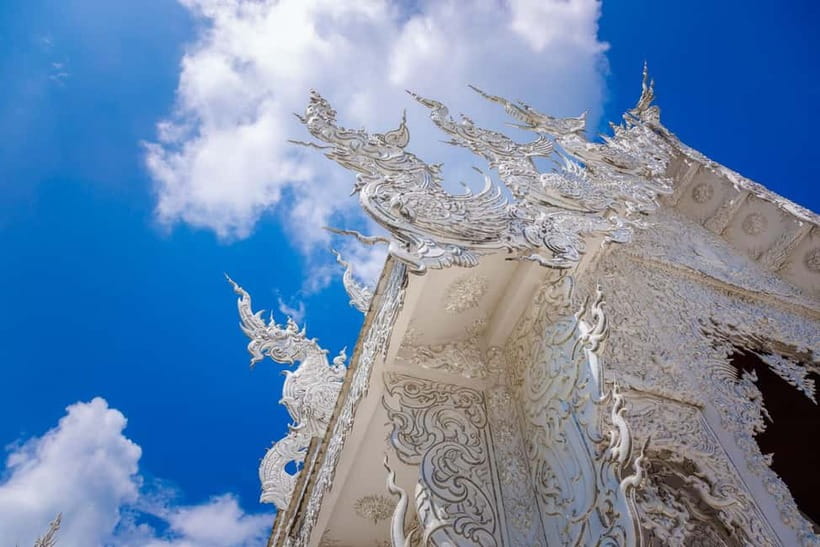 Chiang Mai: White, Red/Black & Blue Temples Tour with Lunch - Wat Rong Suea Ten Blue Temple: Quieter, Color-Packed, and Worth the Switch
