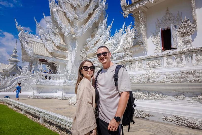 Chiang Mai: White, Red/Black & Blue Temples Tour with Lunch - Baan Dam Museum (Black House): The Most Provocative Art Stop