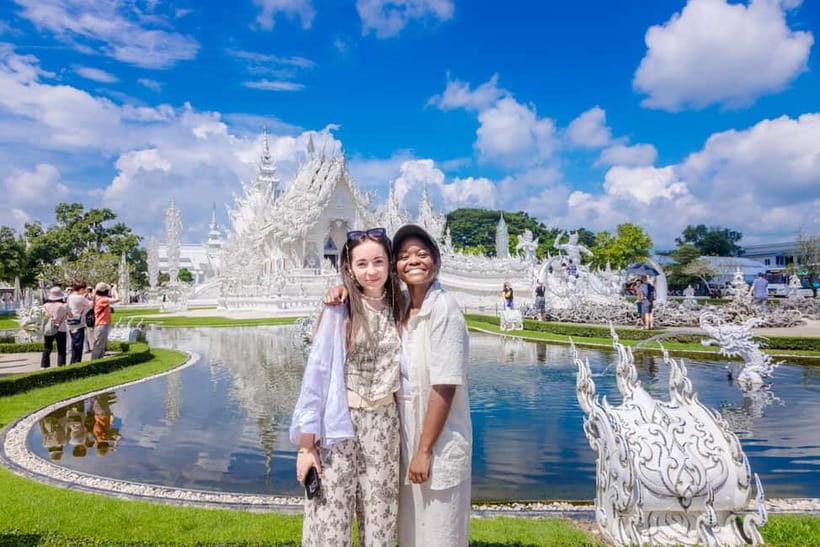 Chiang Mai: White, Red/Black & Blue Temples Tour with Lunch - The Karen Long-Neck Village: Optional, Emotional, and Photo-Sensitive