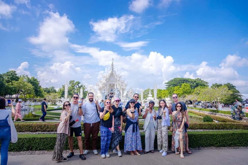 Chiang Mai: White, Red/Black & Blue Temples Tour with Lunch - Mae Kajan Hot Springs: Small Time, Big Mood Change