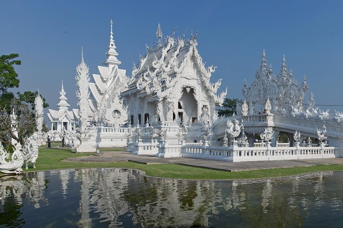 Chiang Rai Day Tour from Chiang Mai + The Long Neck Hill Tribe With Boat - Guide Quality and the Pace: Why the Day Can Feel Great or Awful