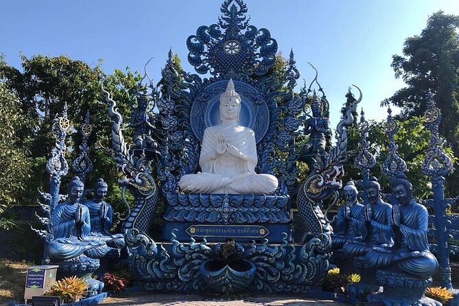 Chiang Rai Temples ( White,Blue )And Doi Suthep Private Day Tour - Lunch and Snacks: Fuel Without Breaking the Vibe